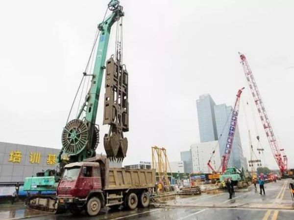 蛟河市吊车租赁_吊车租赁需要注意哪些事项？